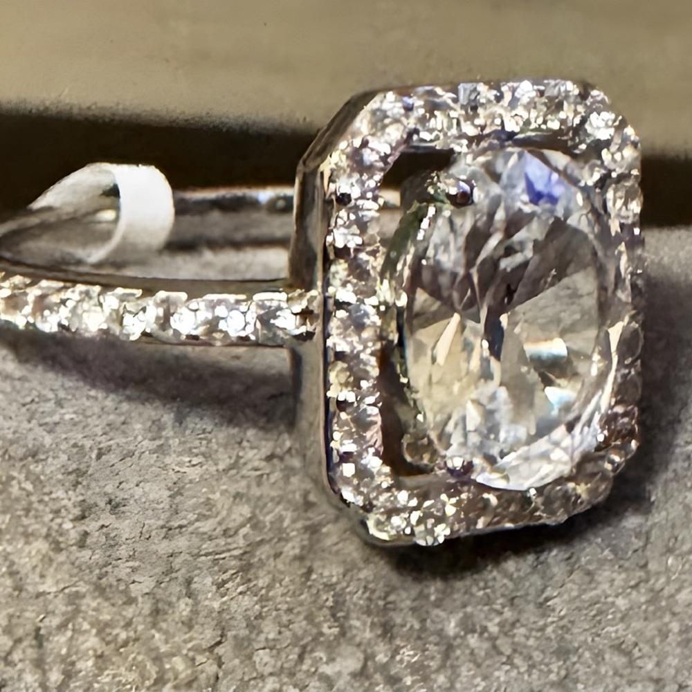 Sterling Silver 925 Rhodium Plated Oval & Round Created White Sapphire Ring SZ 7 - Picture 2 of 2